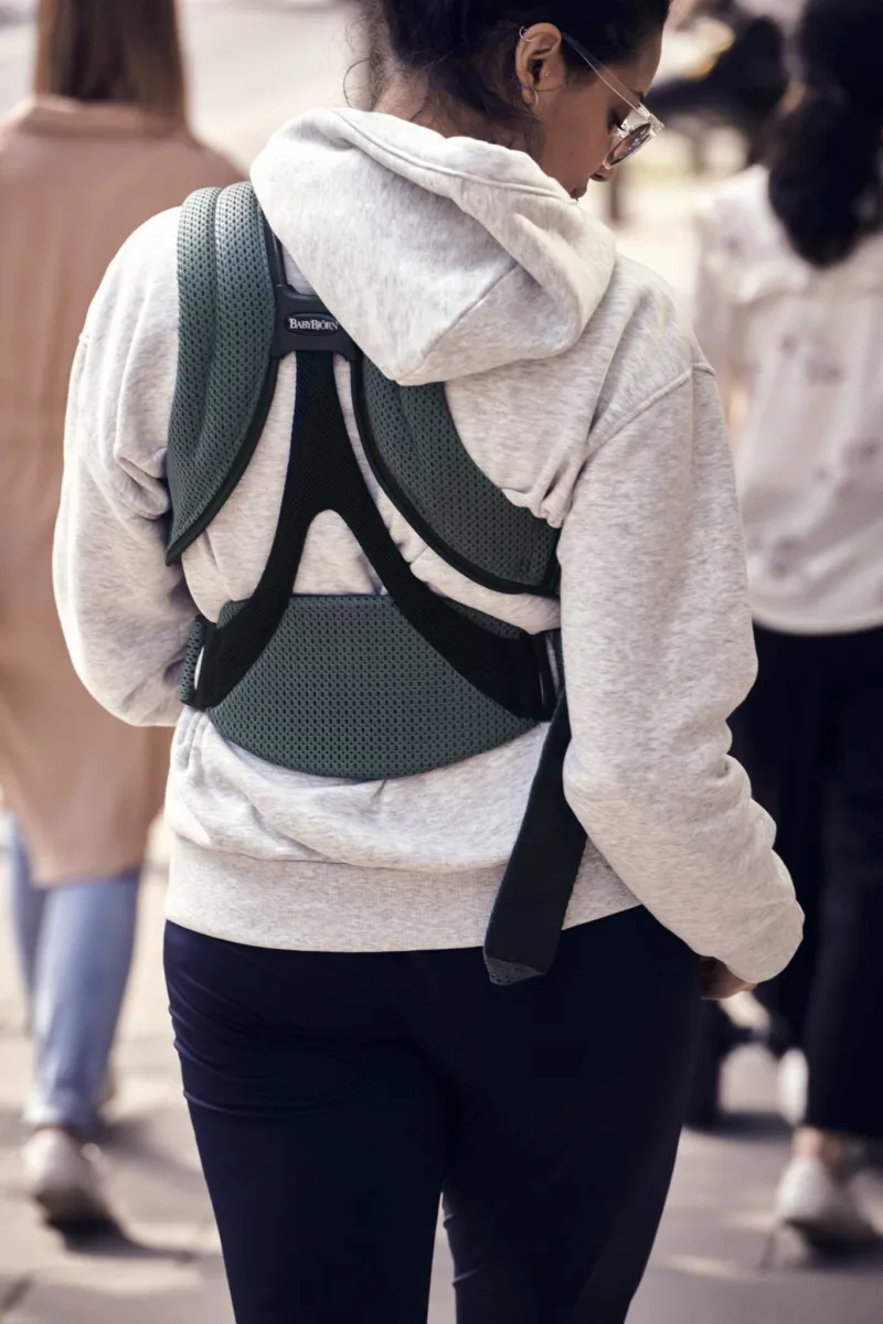 BABYBJORN MOVE 3D Mesh – nosidełko, Zielony