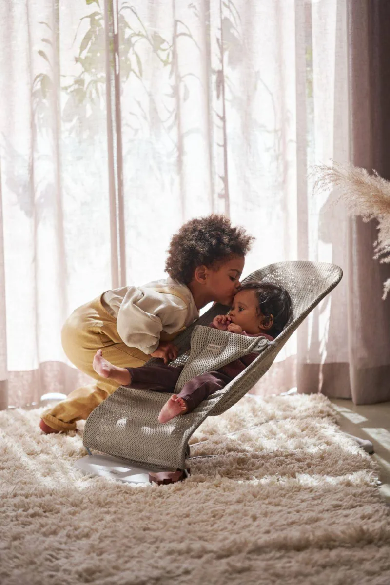 BABYBJORN – leżaczek BLISS MESH – Szary Beż