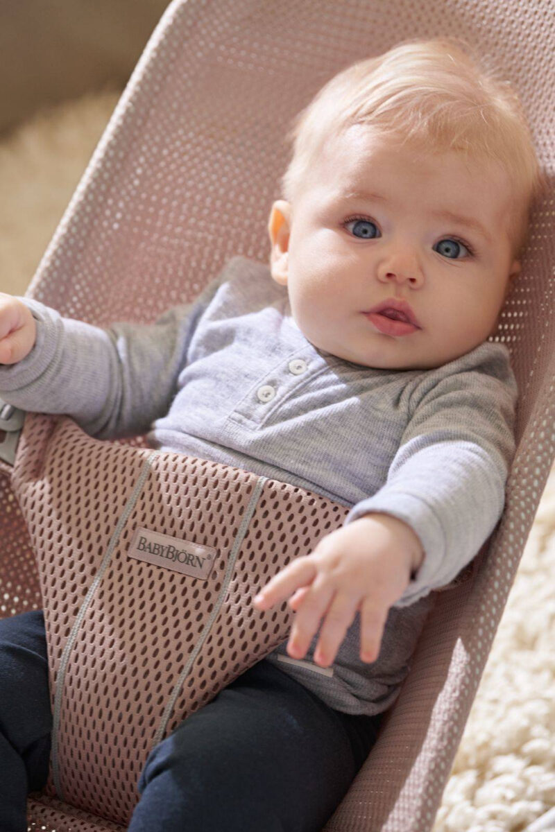 BABYBJORN – leżaczek BLISS MESH – Ciemny Róż