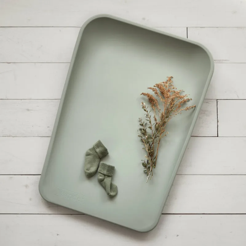 LEANDER – mata do przewijania MATTY™, zielony