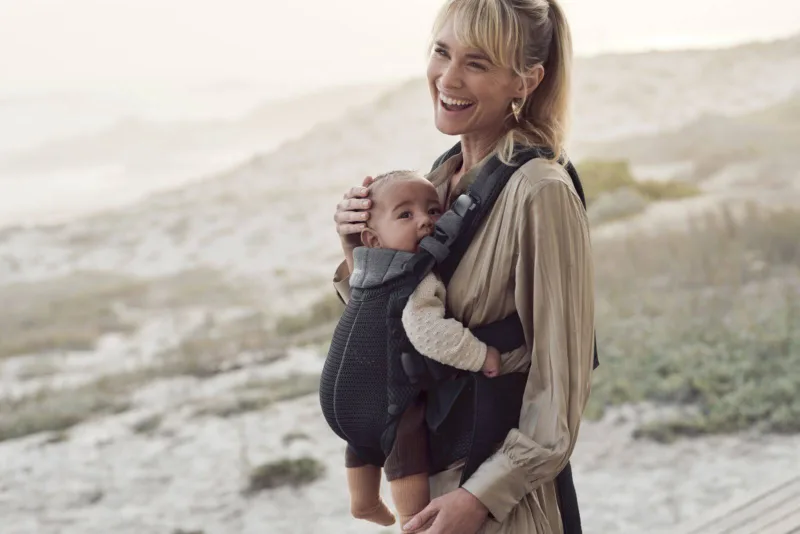 BABYBJORN – nosidełko Harmony 3D Mesh, Czarny