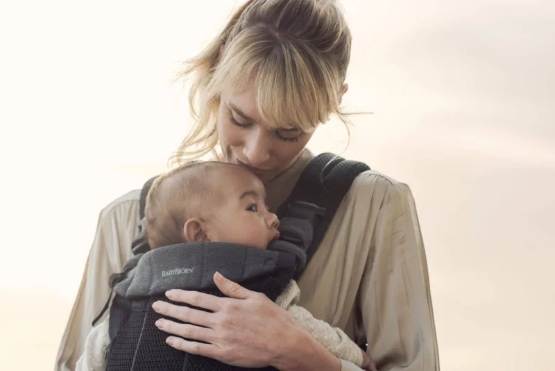 BABYBJORN – nosidełko Harmony 3D Mesh, Czarny