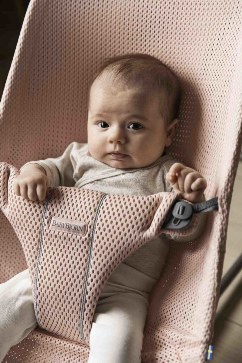 BABYBJORN – leżaczek BLISS MESH – Perłowy Różowy