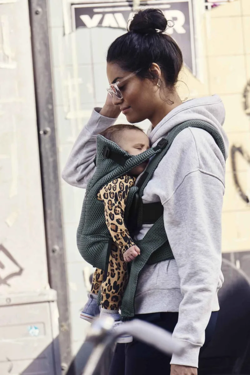 BABYBJORN MOVE 3D Mesh – nosidełko, Zielony
