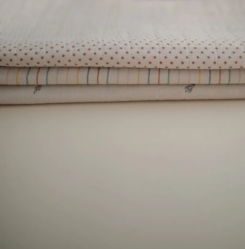 Mushie Otulacz z Organicznej Bawełny Caramel Polka Dots