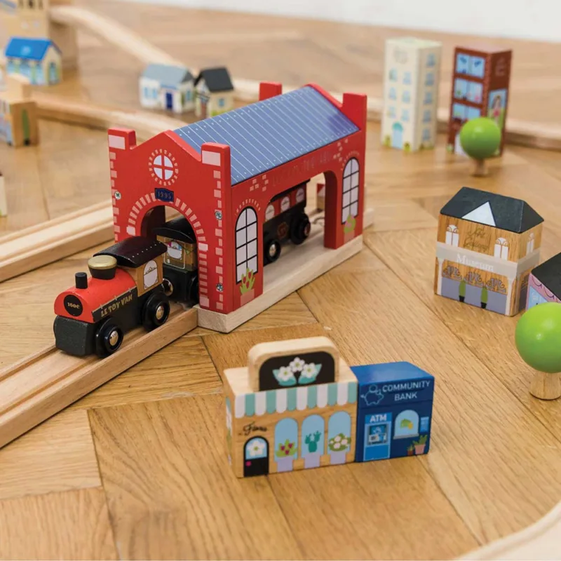 Zestaw kolejowy London (120 elementów) Le Toy Van
