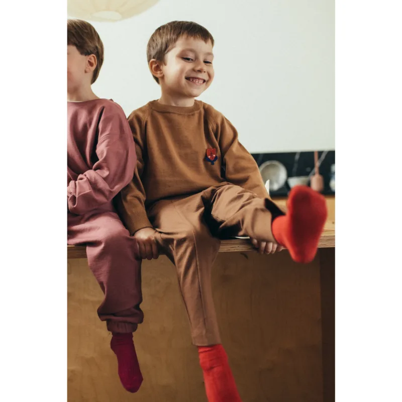 Sweter merino Hug hunter Gang Tales – Caramel