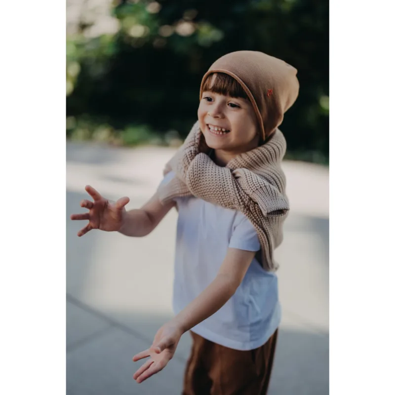 Sweter Give me a break Gang Tales – Almond Milk