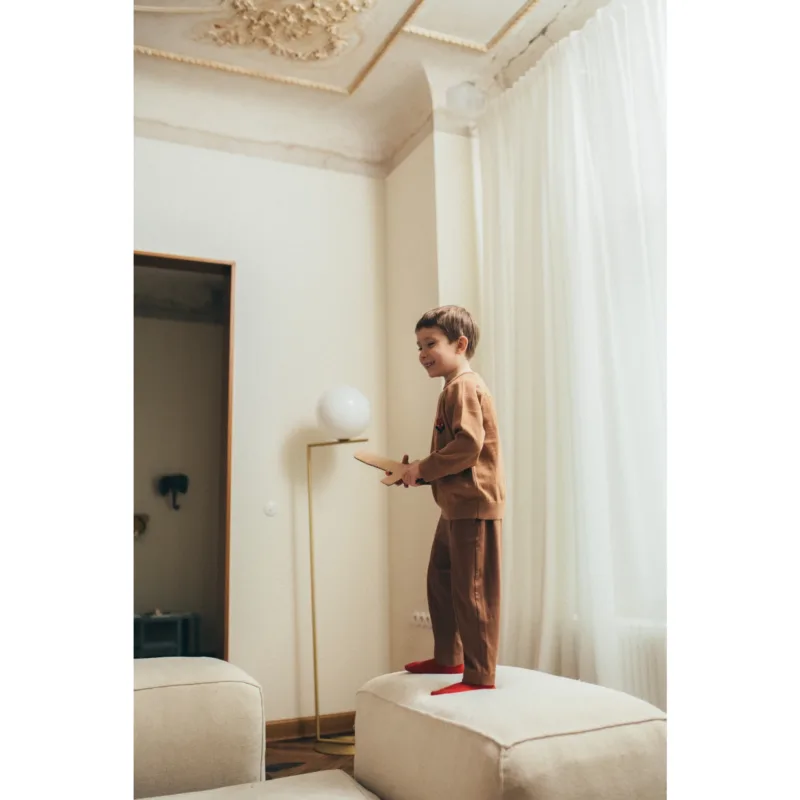 Sweter merino Hug hunter Gang Tales – Caramel