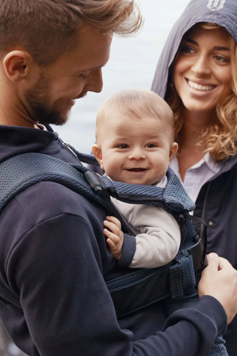 BABYBJORN ONE AIR – nosidełko, Granatowy