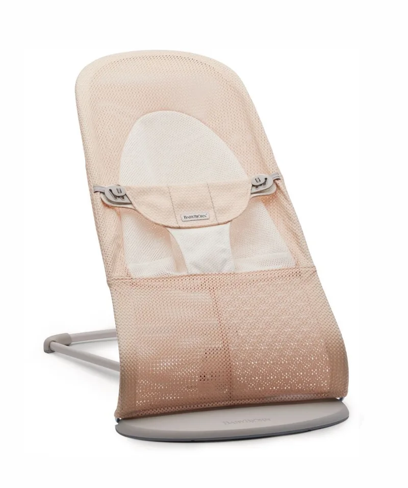 BABYBJORN – leżaczek BALANCE SOFT MESH – Różowy/Biały