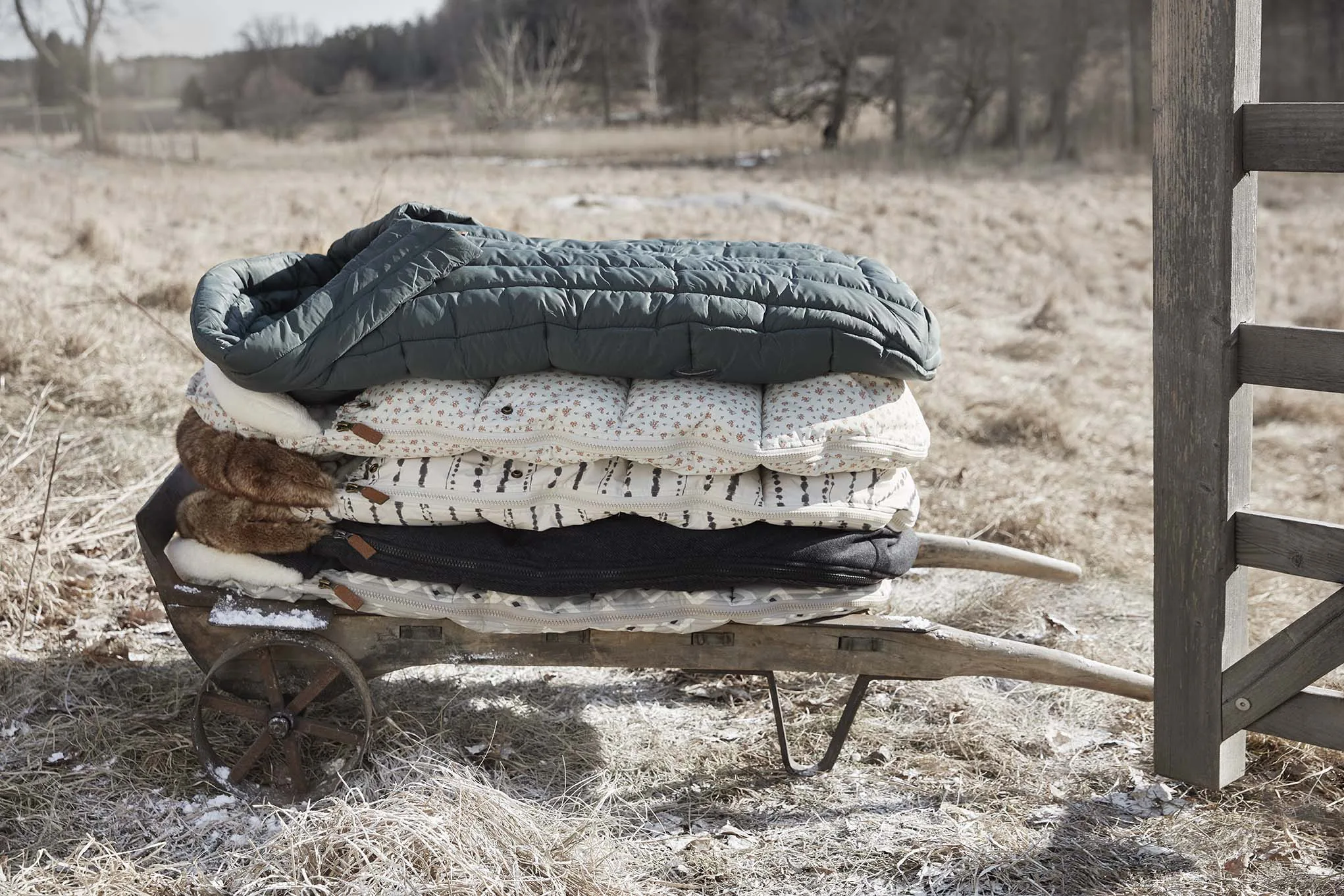 Elodie Details – śpiworek i wkładka do wózka 2w1 – Pebble Green