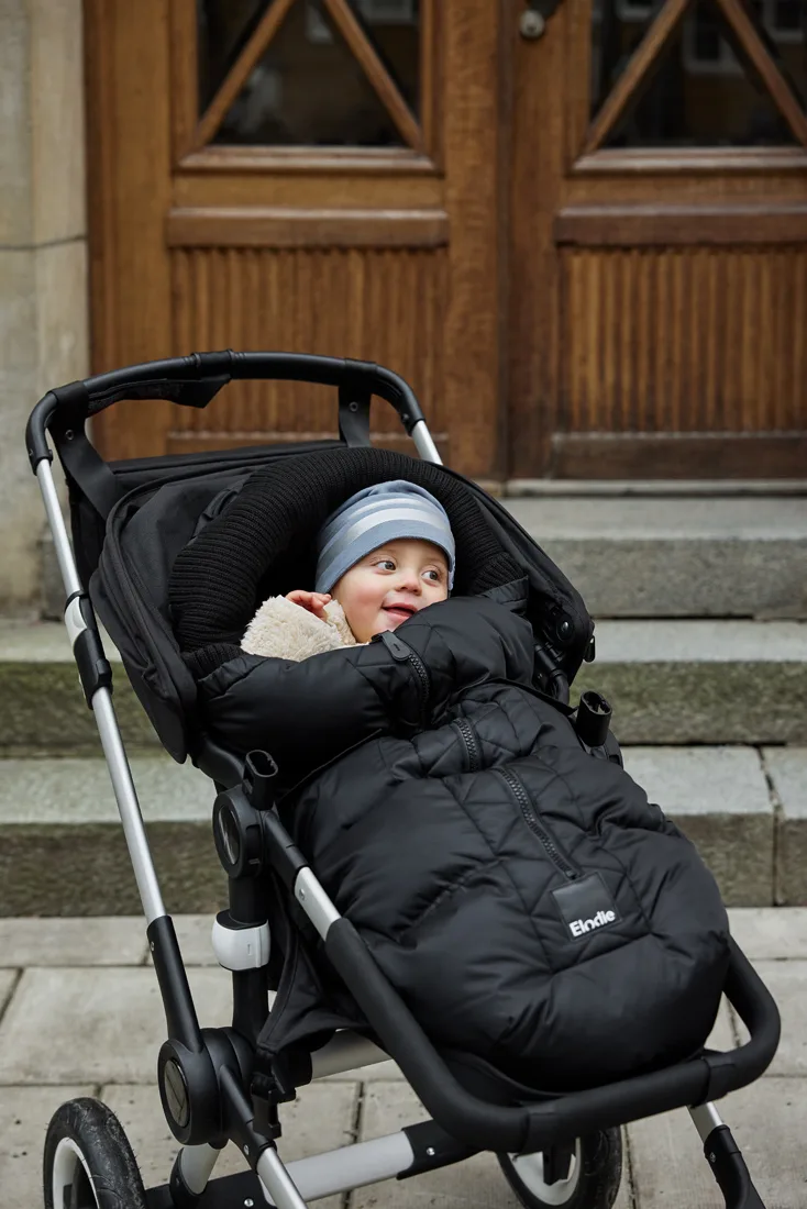 Śpiworek do wózka Elodie Details – Pilot Black