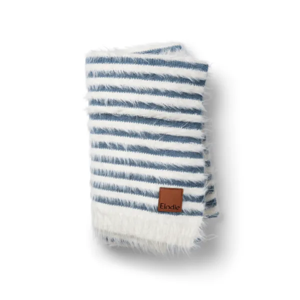 Kocyk Furry Knit Elodie Details – Berry Blue