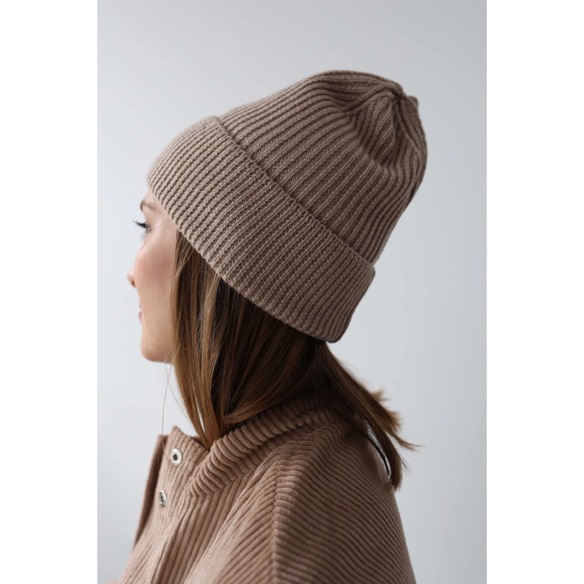 Czapka z wełny merino damska Merinowca – beżowa