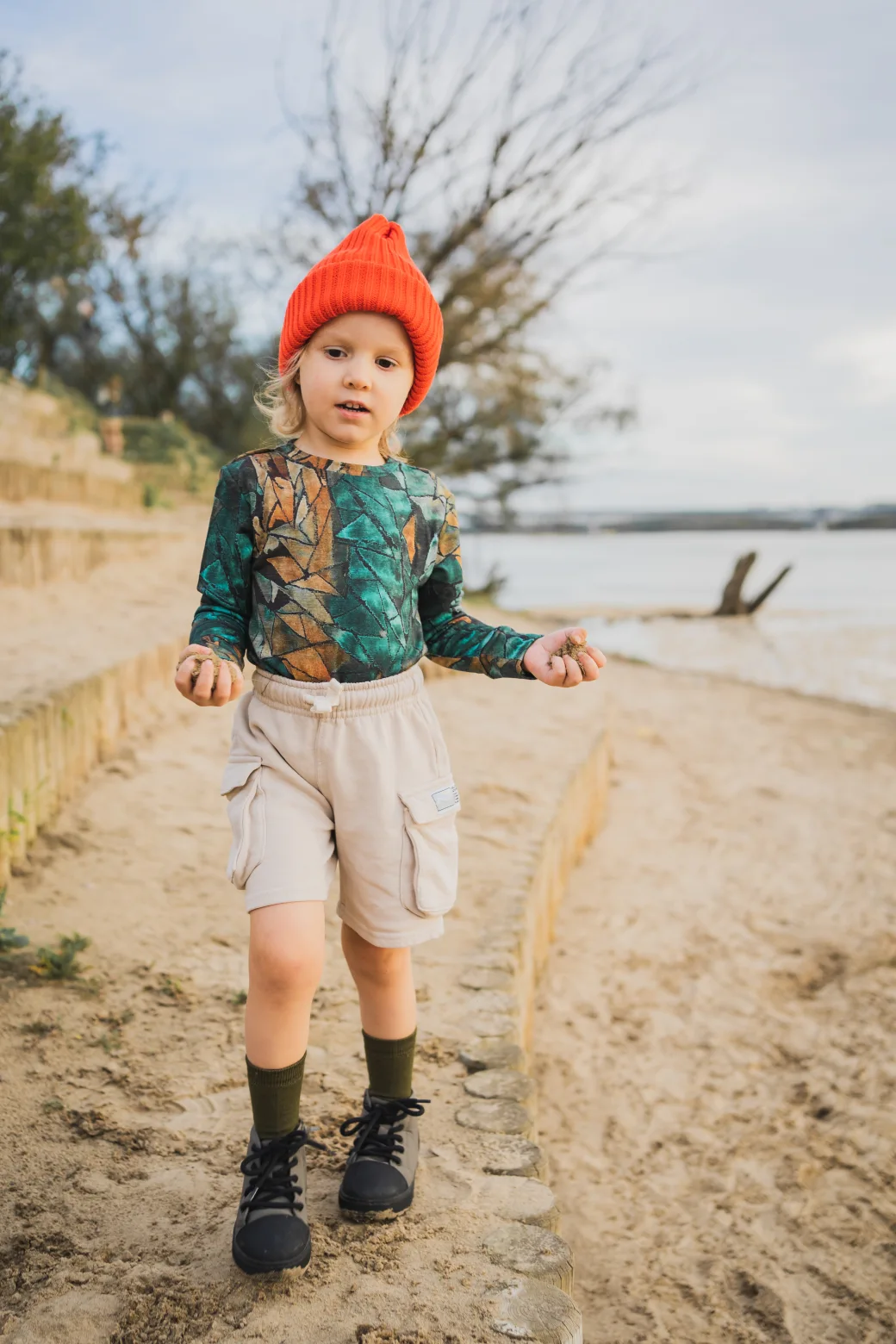 Bluzka dziecięca z długim rękawem z wełny merino green gorpcore – 116/122