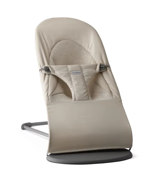 Leżaczek BALANCE SOFT WOVEN/JERSEY Tri Fabric BABYBJORN – Piaskowoszary
