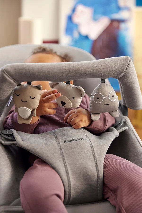 Zabawka do leżaczka BABYBJORN – Soft Friends Neutrals