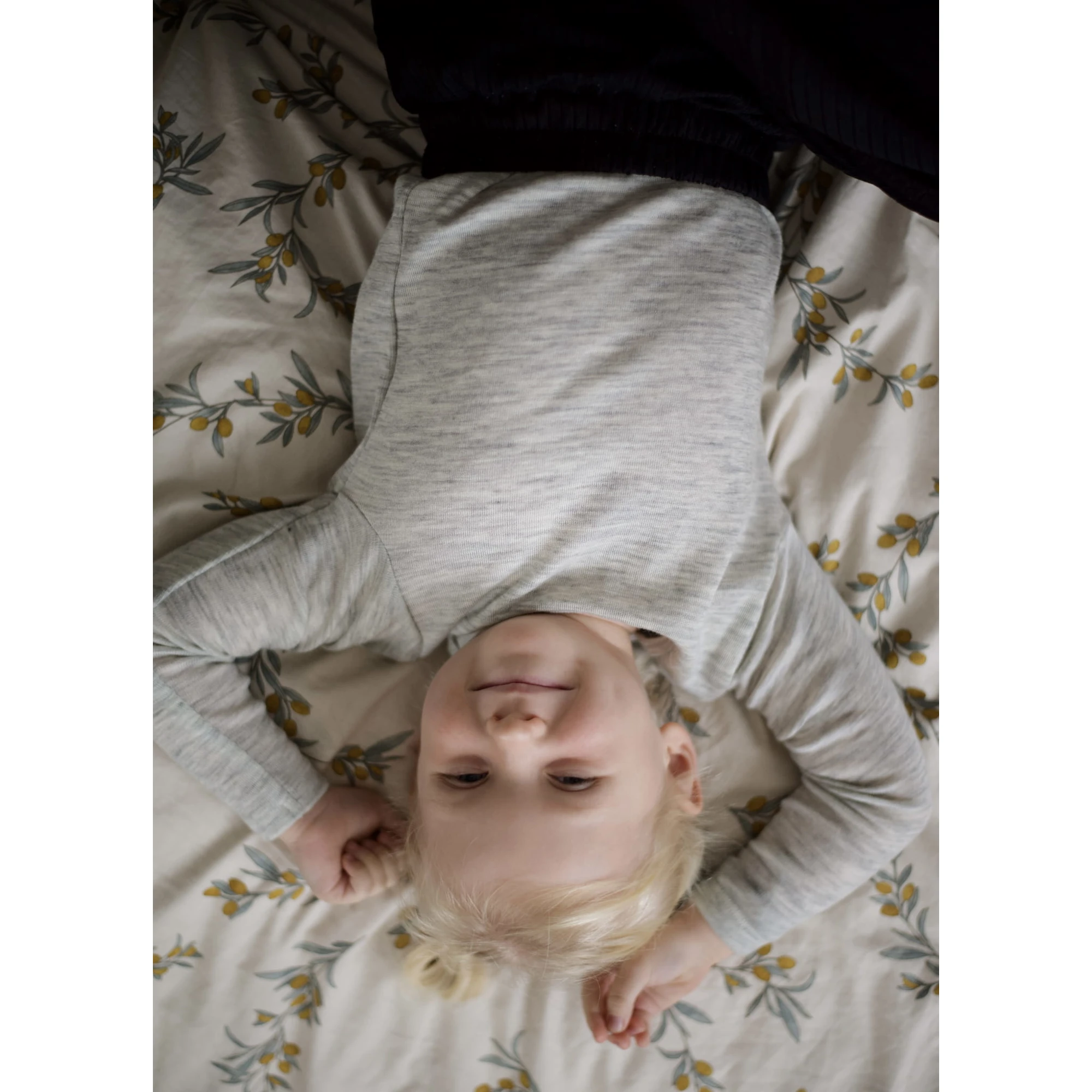 Koszulka z wełny merino dla dzieci z długim rękawem Merinowca – grey